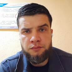 Ростислав, 28