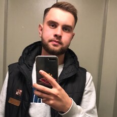Витя, 23