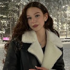 Христина, 22