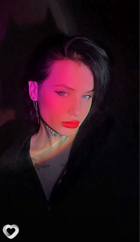 Аня