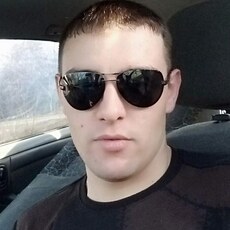 Денис, 28