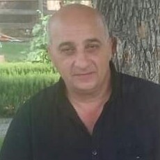 Веня, 63
