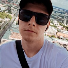 Артур, 25