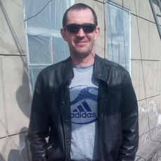 Яша, 48