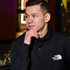 Виталя, 26