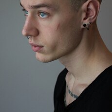 Виктор, 20