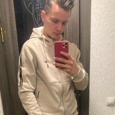 Тим, 22