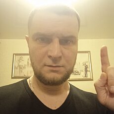Илья, 41
