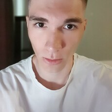 Анатолий, 21