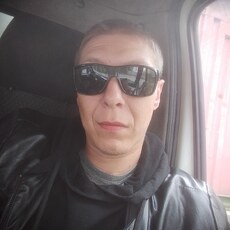 Степан, 32