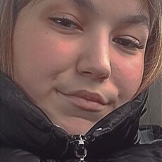 Нина, 19