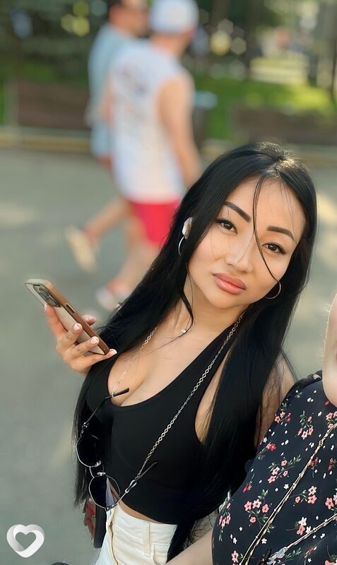 Аня