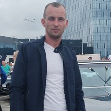 Григорий, 24