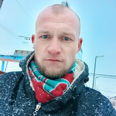 Остап, 30