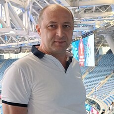 Гриша, 50