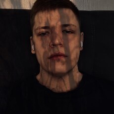 Толя, 25