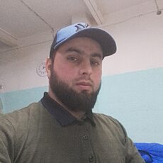 Веня, 30