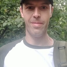 Витя, 37
