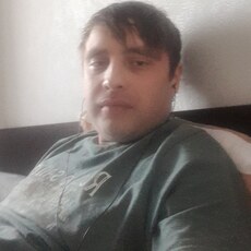 Назар, 35