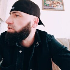 Артур, 30