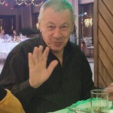 Макс, 69