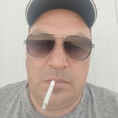 Яша, 39