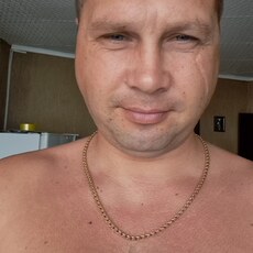 Илья, 39