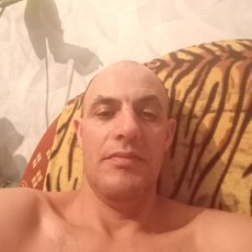 Ваня, 44
