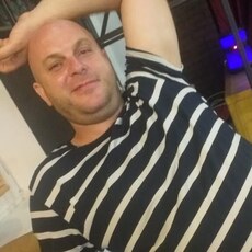 Паша, 42
