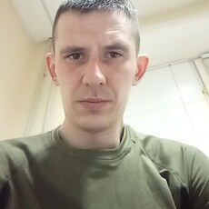 Валентин, 34