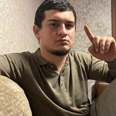 Вова, 27