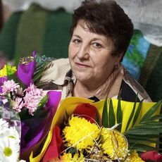 Ника, 62