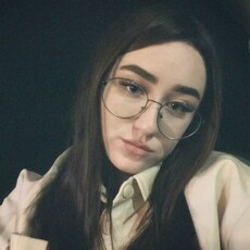 Виктория, 22