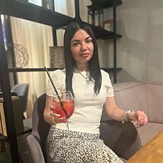 Лиза, 30