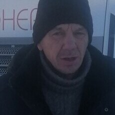 Валентин, 51