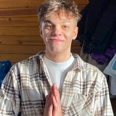 Сергей, 20