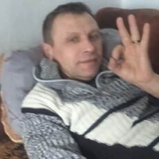 Веня, 42