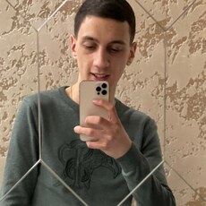 Юрий, 25
