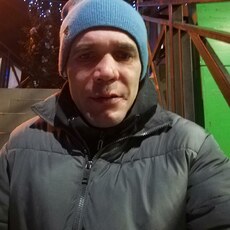 Слава, 42