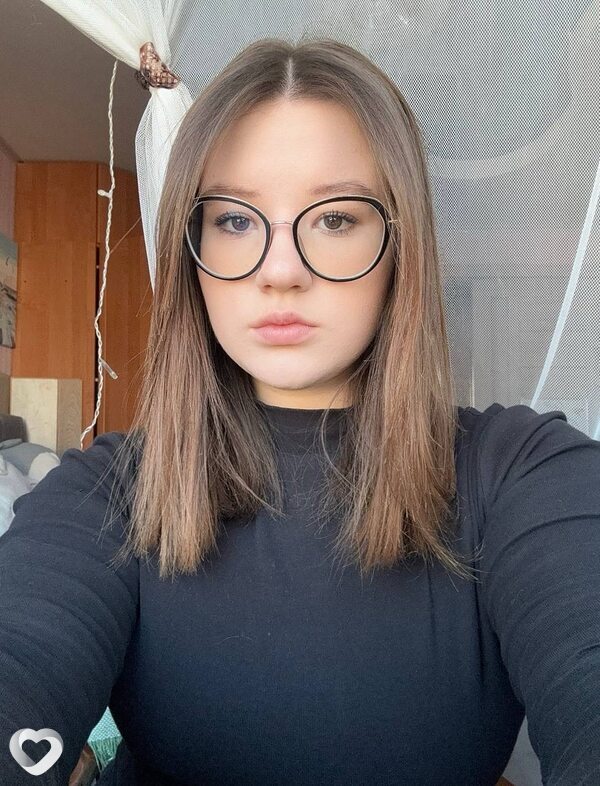 Валя