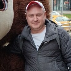 Антон, 33