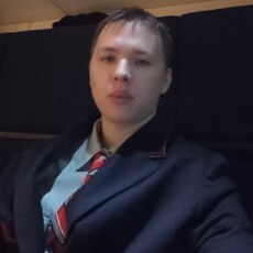 Максим, 22