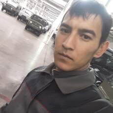 Остап, 28