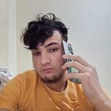 Виталя, 26