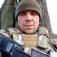 Радомир, 40