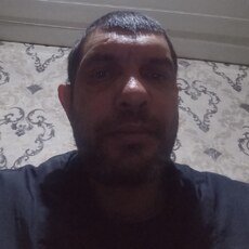 Гриша, 52