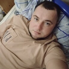 Антон, 32