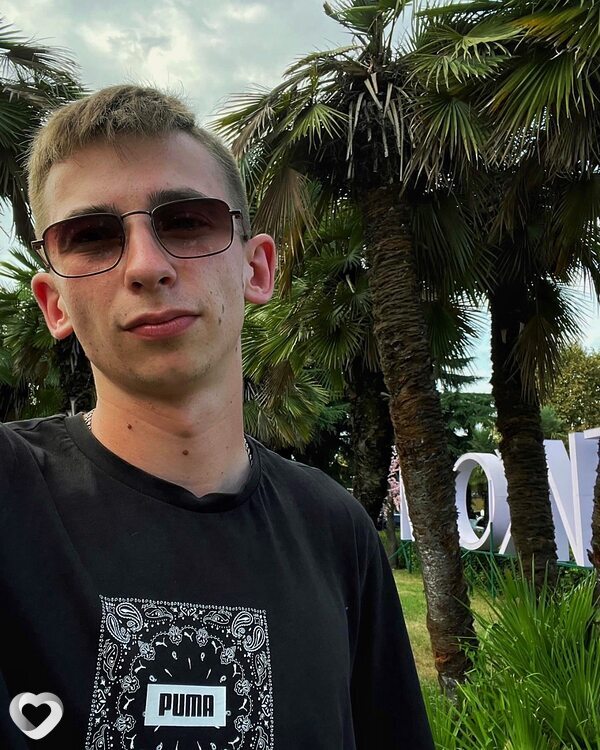 Никон