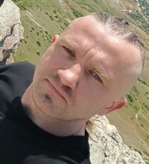 Гриша, 37