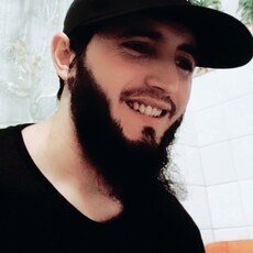 Назар, 31